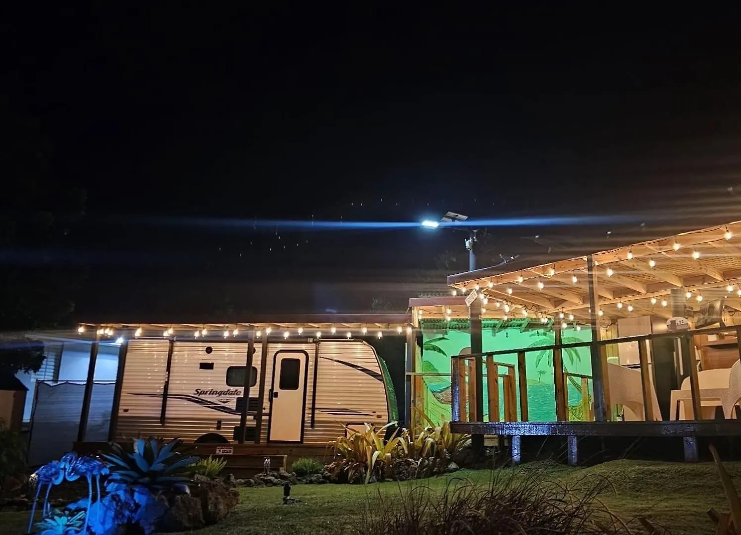 Neymar Beach House Camuy منتزه العطل